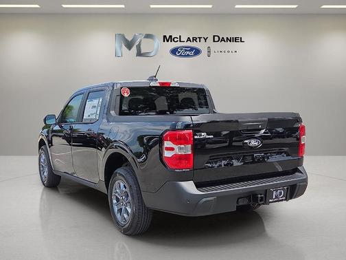 Shadow Black 2026 Ford Maverick XLT