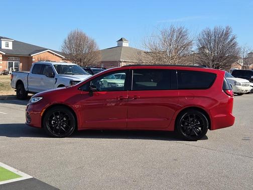 2025 Chrysler Pacifica Limited