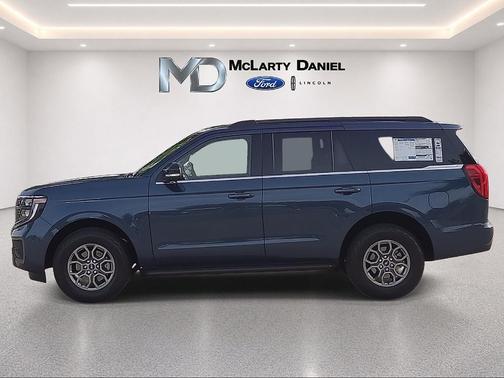 Blue Metallic 2026 Ford Expedition Active