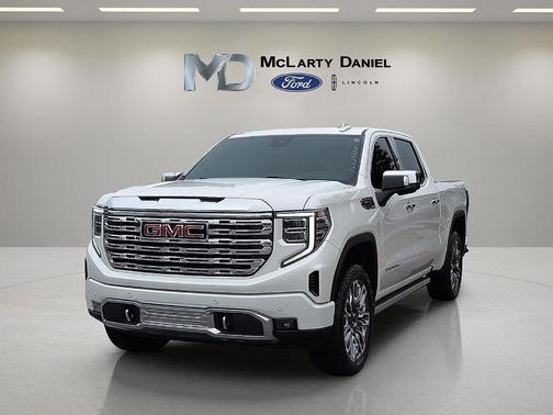 White Frost Tri-Coat 2023 GMC Sierra 1500 Denali