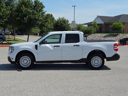 Oxford White 2026 Ford Maverick XL