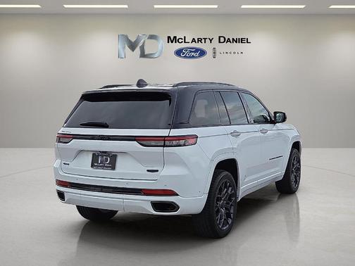 2024 Jeep Grand Cherokee 4xe Summit