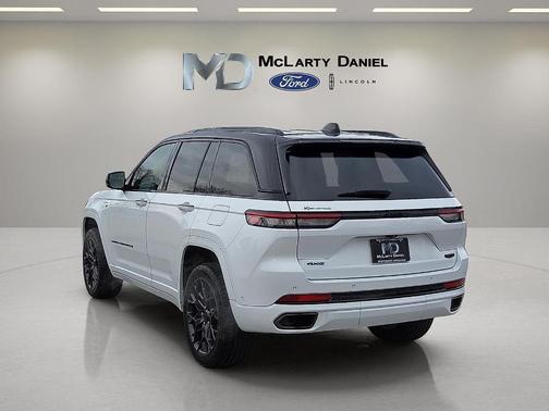 2024 Jeep Grand Cherokee 4xe Summit