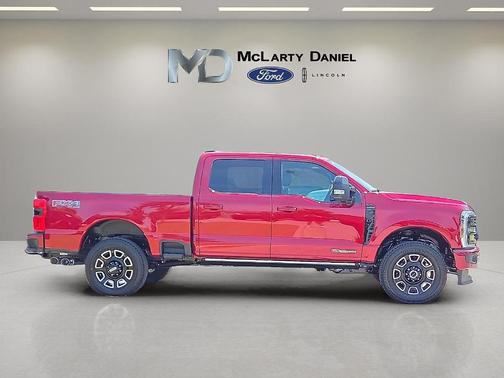 2025 Ford F-350 Platinum