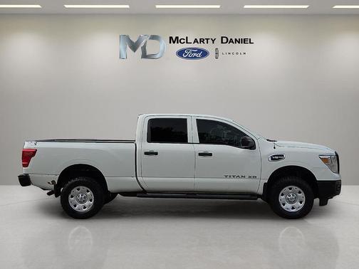 Glacier White 2018 Nissan Titan XD S