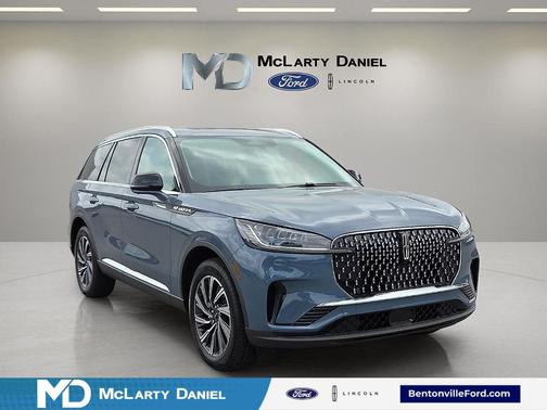 Blue Metallic 2026 Lincoln Aviator Premiere