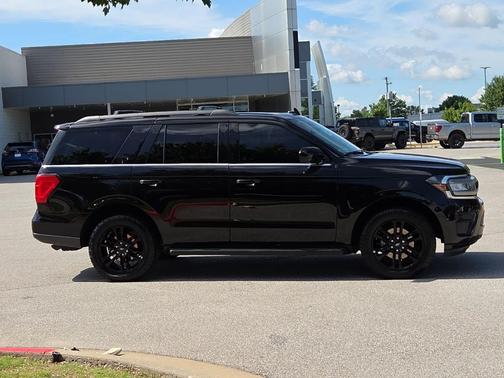 Black Metallic 2024 Ford Expedition XLT