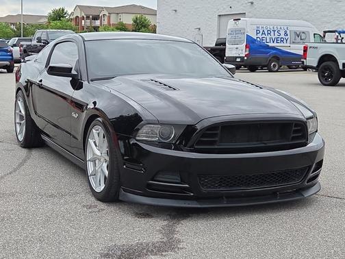 Black 2013 Ford Mustang GT Premium