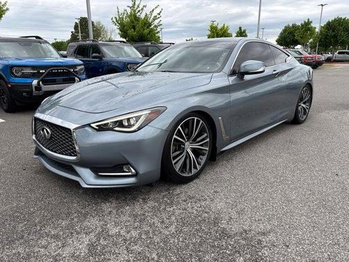 2018 INFINITI Q60 3.0t LUXE