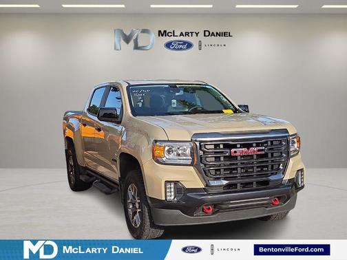 Desert Sand Metallic 2022 GMC Canyon AT4 w/Leather