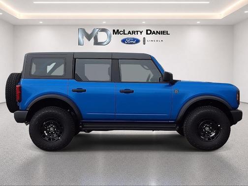 Velocity Blue Metallic 2026 Ford Bronco Base