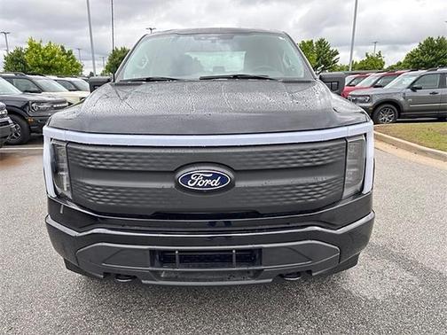 2025 Ford F-150 Lightning XLT