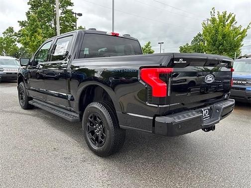 2025 Ford F-150 Lightning XLT