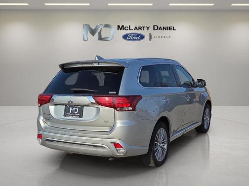 2022 Mitsubishi Outlander PHEV SEL