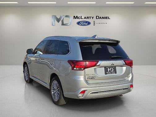 2022 Mitsubishi Outlander PHEV SEL