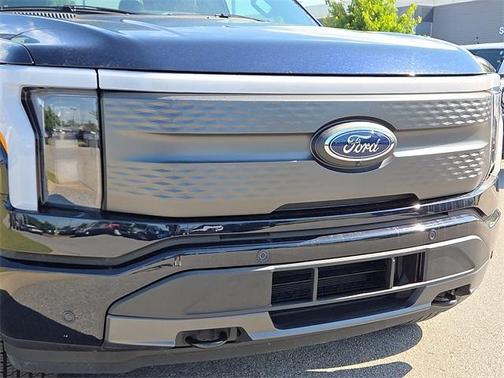 2023 Ford F-150 Lightning XLT