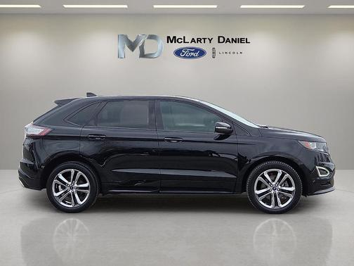 2017 Ford Edge Sport
