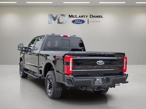 Black Metallic 2024 Ford F-250 Lariat