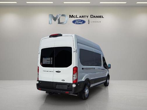 Oxford White 2026 Ford Transit-350 Base