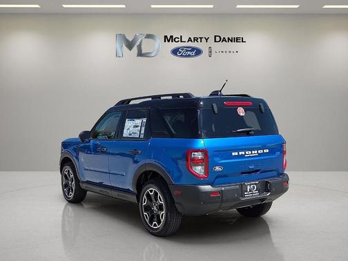 Blue Metallic 2026 Ford Bronco Sport Outer Banks