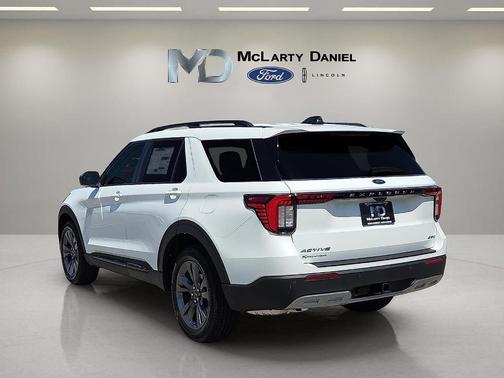 Star White 2026 Ford Explorer Active