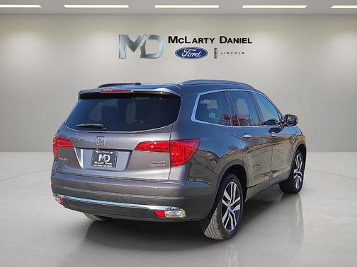 2017 Honda Pilot Elite