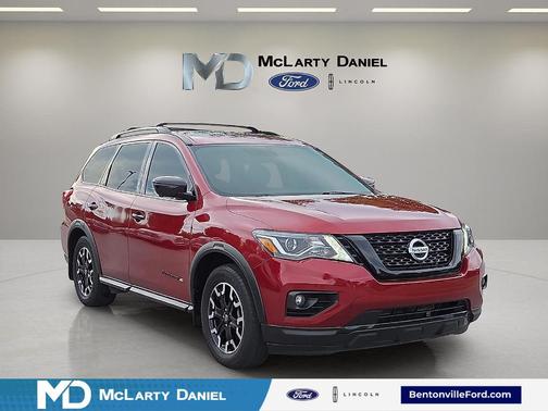 2020 Nissan Pathfinder SL