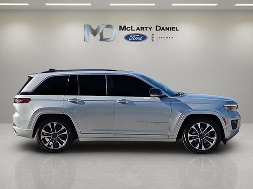 Silver Zynith 2024 Jeep Grand Cherokee Overland
