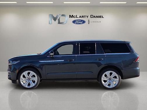 Blue Metallic 2025 Lincoln Navigator Reserve
