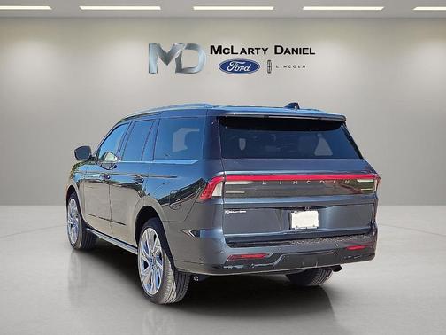 Blue Metallic 2025 Lincoln Navigator Reserve