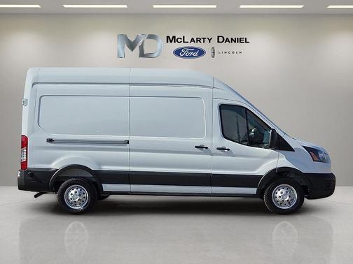 Oxford White 2026 Ford Transit-350 Base