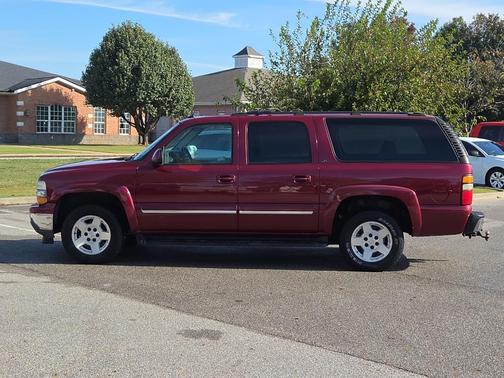 2005 Chevrolet Suburban LT
