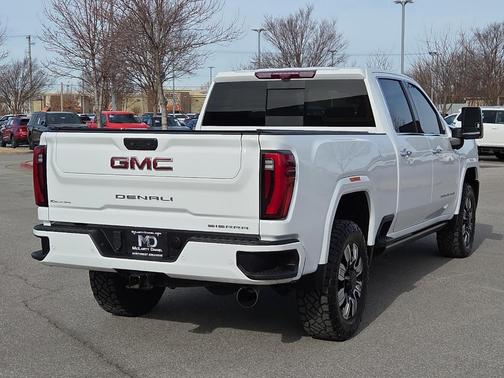 2024 GMC Sierra 2500 Denali