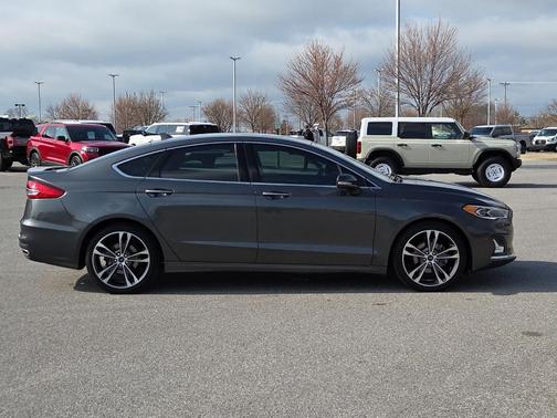 2020 Ford Fusion Titanium