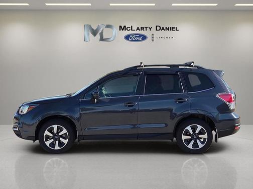 Dark Gray Metallic 2018 Subaru Forester 2.5i Limited
