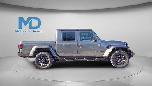 2024 Jeep Gladiator Nighthawk