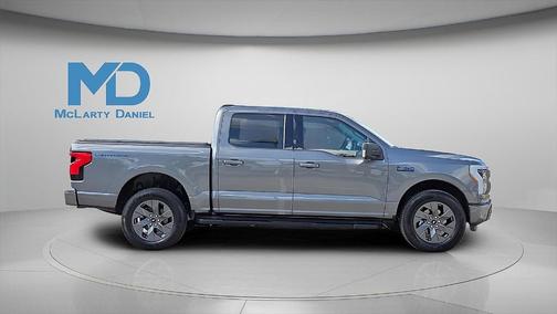 2024 Ford F-150 Lightning Flash