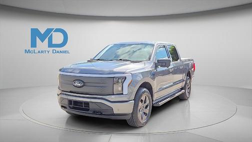2024 Ford F-150 Lightning Flash