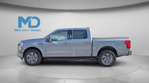 2024 Ford F-150 Lightning Flash