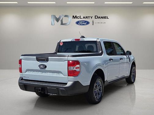 White Metallic 2026 Ford Maverick XLT