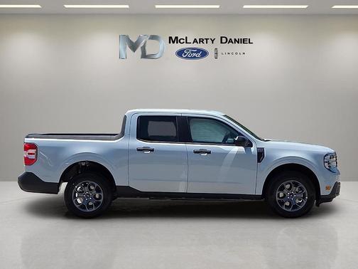White Metallic 2026 Ford Maverick XLT