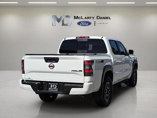 Glacier White 2024 Nissan Frontier PRO-4X