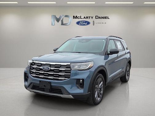 Vapor Blue Metallic 2026 Ford Explorer Active