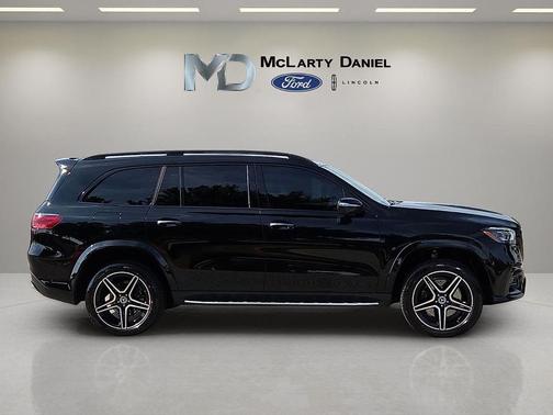 Obsidian Black Metallic 2024 Mercedes-Benz GLS 450 4MATIC