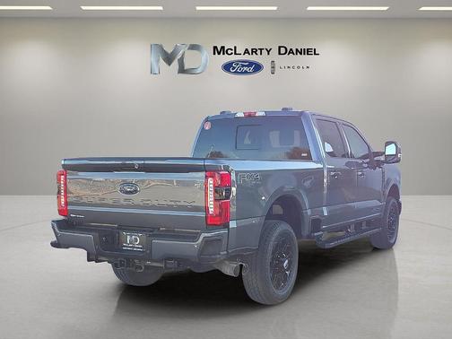 2026 Ford F-350 Lariat Super Duty