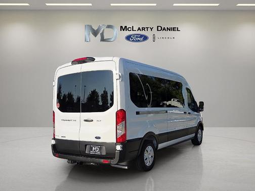 2025 Ford Transit-350 XLT 148 WB Medium Roof Passenger