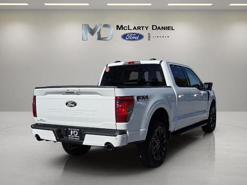 Oxford White 2026 Ford F-150 XLT