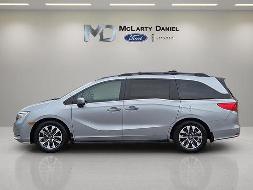Lunar Silver Metallic 2021 Honda Odyssey EX-L