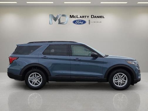 Vapor Blue Metallic 2026 Ford Explorer Active