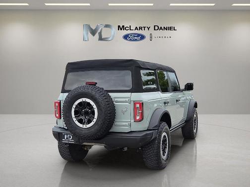 Cactus Green / Gray 2023 Ford Bronco Badlands
